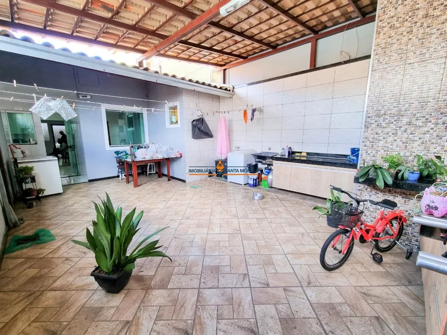 Foto 1 de Casa com 2 Quartos à venda, 300m² em Piratininga Venda Nova, Belo Horizonte