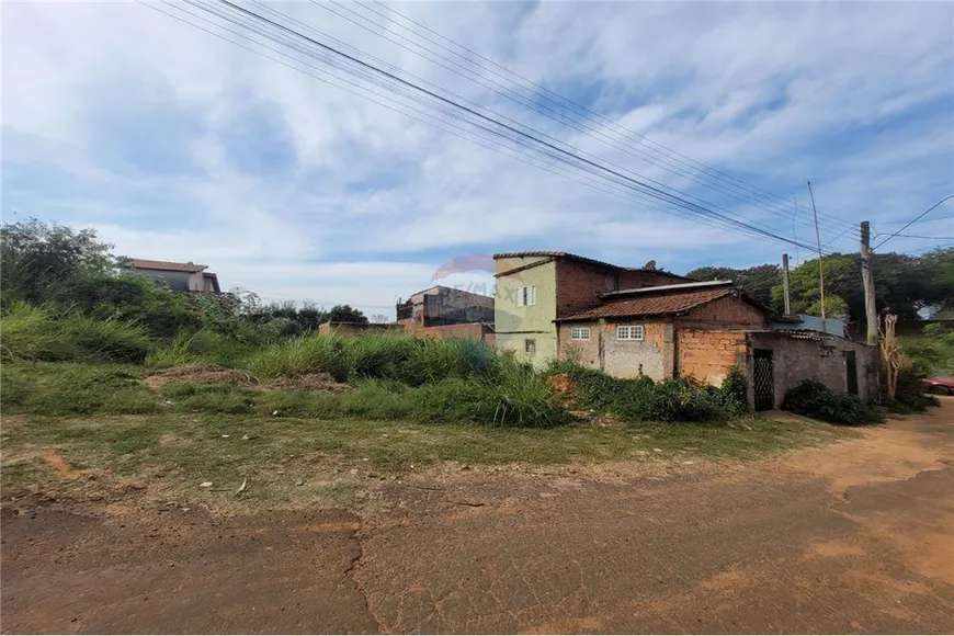 Foto 1 de Lote/Terreno à venda, 234m² em Centro, Botucatu