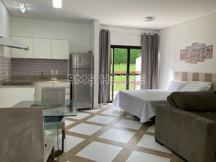 Foto 1 de Apartamento com 1 Quarto à venda, 47m² em Granja Viana, Cotia