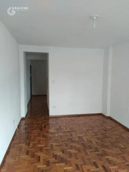 Foto 1 de Kitnet com 1 Quarto à venda, 34m² em Aclimação, São Paulo