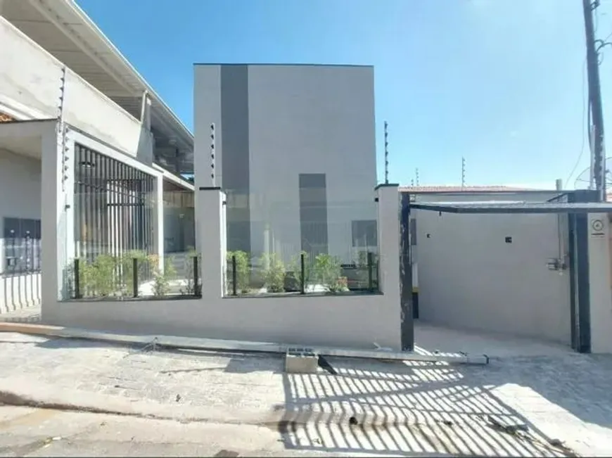 Foto 1 de Casa com 2 Quartos à venda, 63m² em Jardim D'abril, Osasco