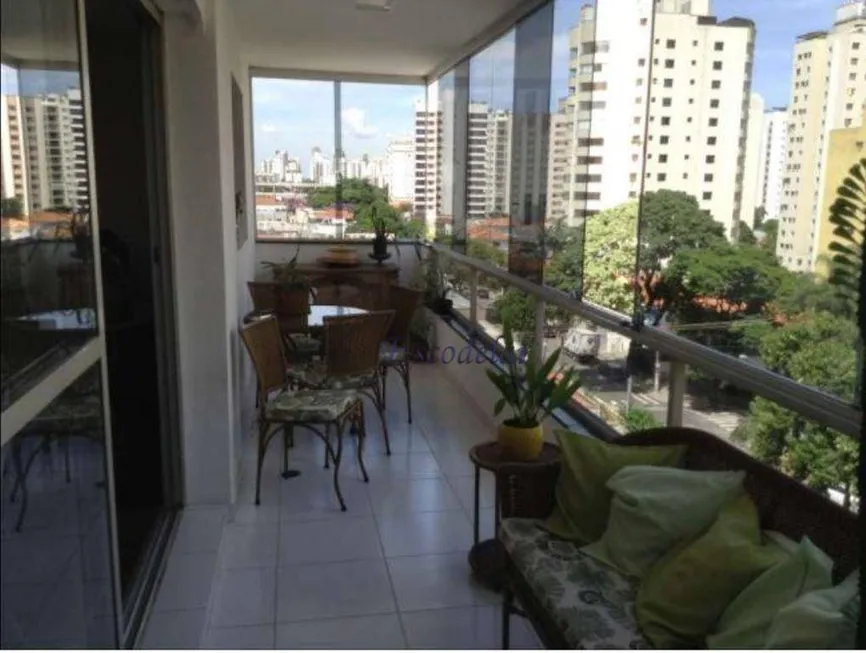 Foto 1 de Apartamento com 4 Quartos à venda, 208m² em Moema, São Paulo