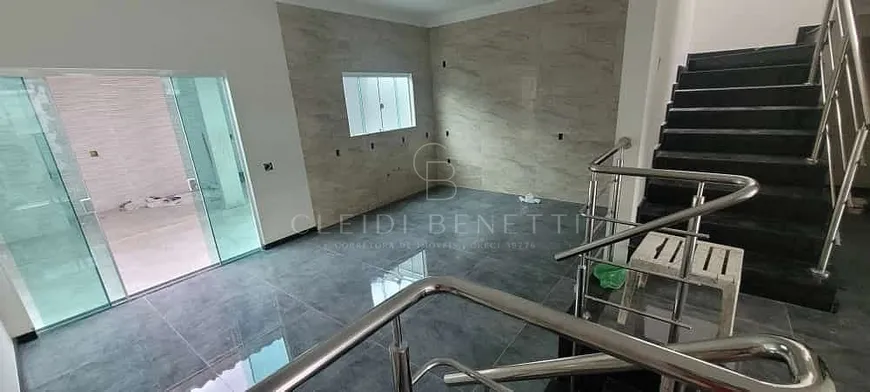 Foto 1 de Sobrado com 3 Quartos à venda, 170m² em Sao Joao, Itajaí