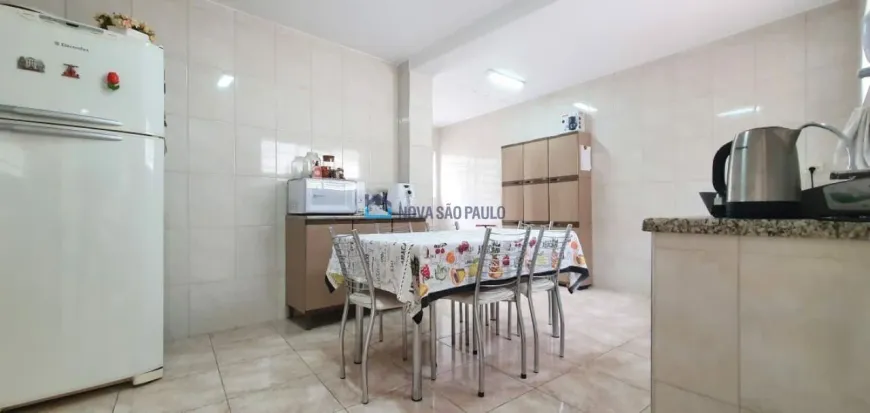 Foto 1 de Casa com 3 Quartos à venda, 250m² em Saúde, São Paulo