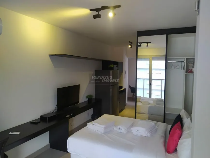 Foto 1 de Apartamento com 1 Quarto para alugar, 30m² em Perdizes, São Paulo