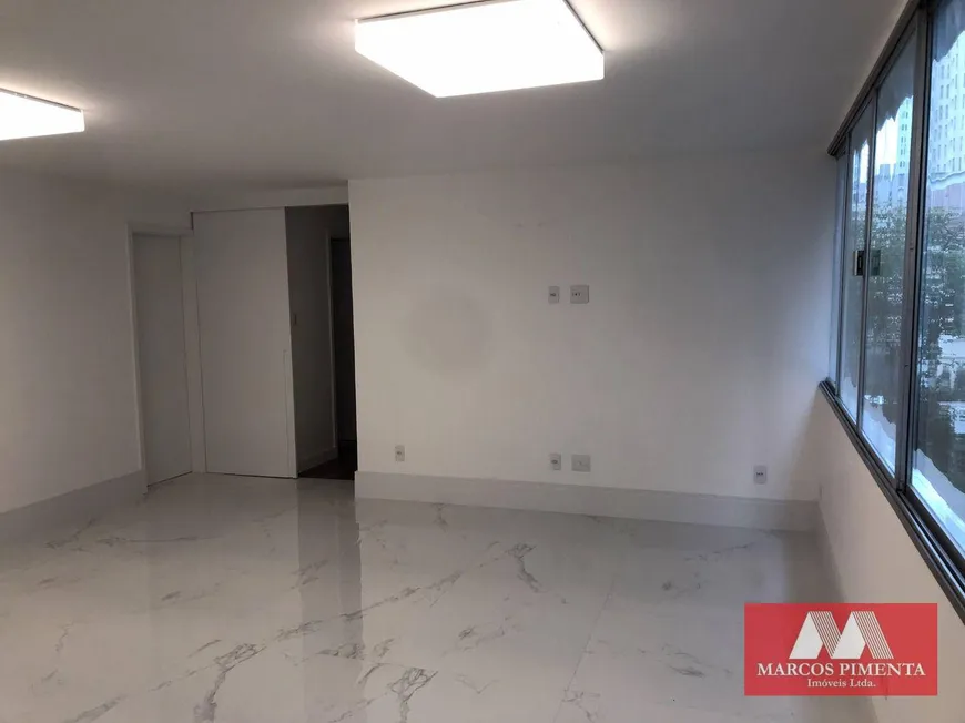 Foto 1 de Apartamento com 4 Quartos à venda, 120m² em Santa Cecília, São Paulo