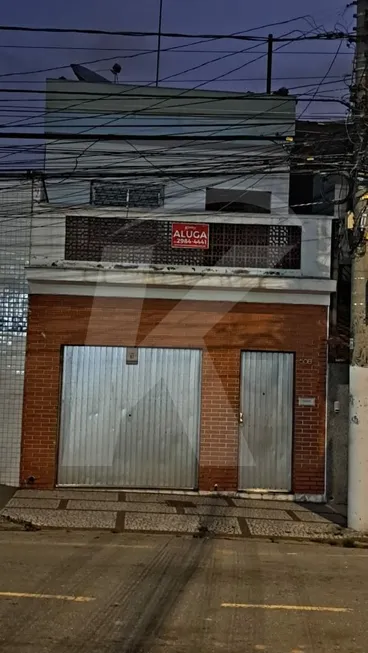 Foto 1 de Sobrado com 3 Quartos para alugar, 223m² em Santana, São Paulo