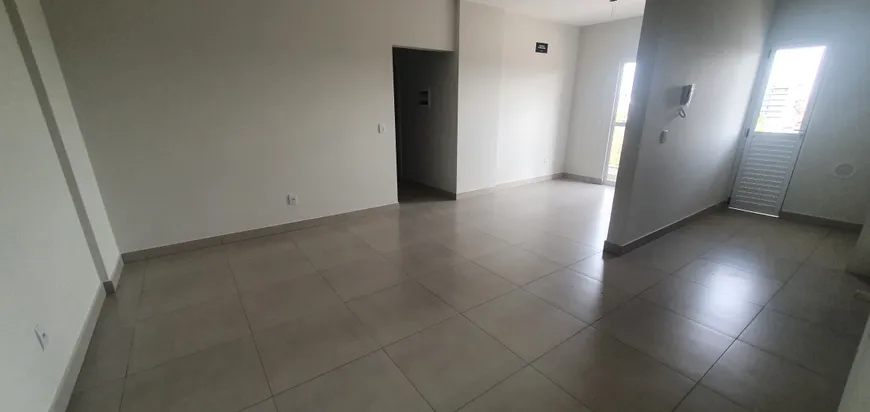 Foto 1 de Apartamento com 3 Quartos à venda, 80m² em Centro, Içara