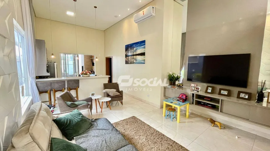 Foto 1 de Casa de Condomínio com 3 Quartos à venda, 169m² em Aponiã, Porto Velho