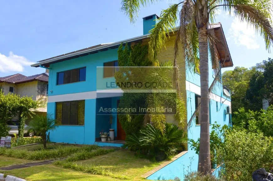 Foto 1 de Casa de Condomínio com 3 Quartos à venda, 345m² em Condomínio Condado de Castella, Viamão