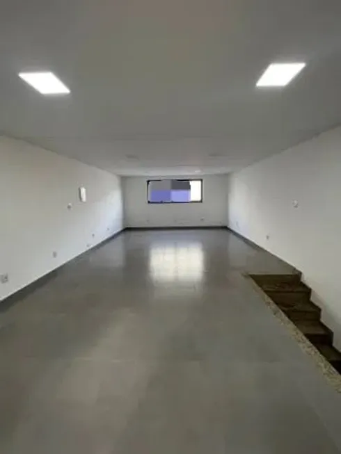 Foto 1 de Ponto Comercial com 1 Quarto para alugar, 45m² em Centro, Macaé