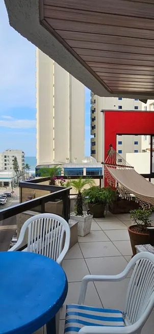 Foto 1 de Apartamento com 3 Quartos à venda, 230m² em Meia Praia, Itapema