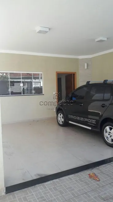 Foto 1 de Casa com 3 Quartos à venda, 155m² em Vila Aurora, São José do Rio Preto