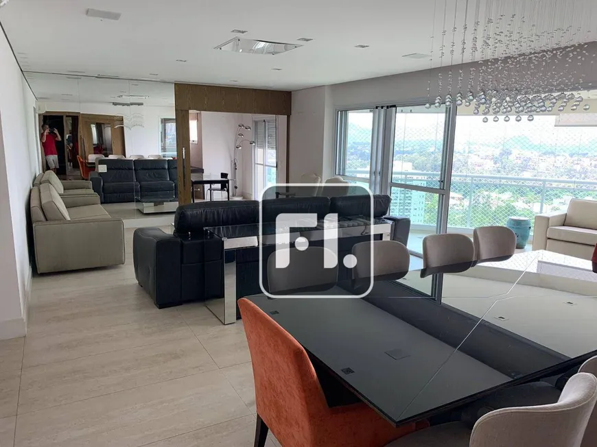 Foto 1 de Apartamento com 3 Quartos para alugar, 260m² em Alphaville Empresarial, Barueri