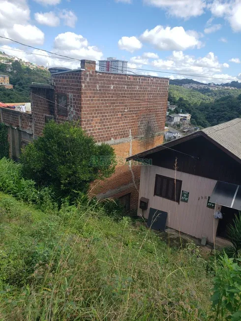 Foto 1 de Casa com 3 Quartos à venda, 72m² em Tijuca, Caxias do Sul