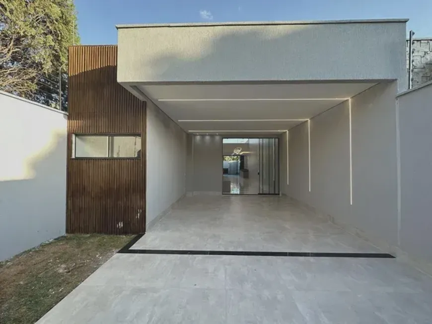 Foto 1 de Casa com 2 Quartos à venda, 100m² em Centro, Biguaçu