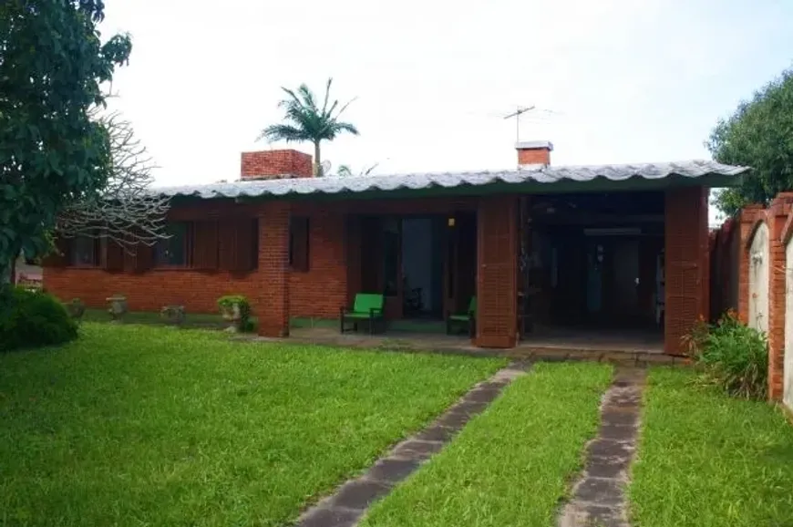 Foto 1 de Casa com 4 Quartos à venda, 189m² em Atlantida, Xangri-lá