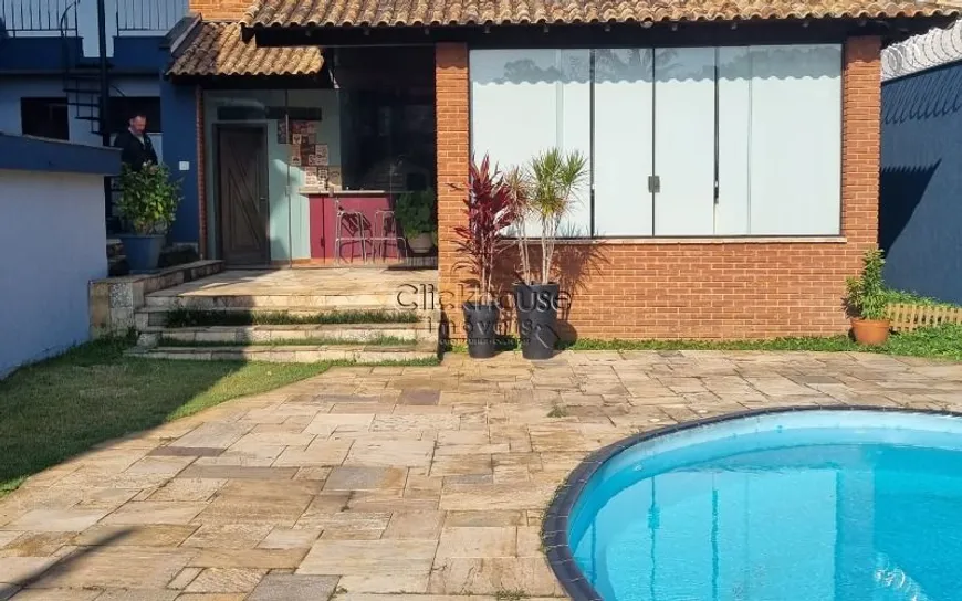 Foto 1 de Casa com 4 Quartos à venda, 360m² em Adalgisa, Osasco