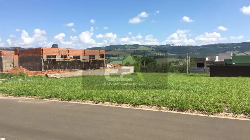 Foto 1 de Lote/Terreno à venda, 420m² em , Analândia