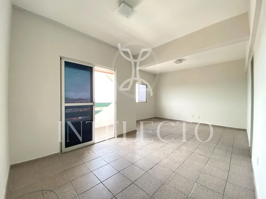 Foto 1 de Apartamento com 3 Quartos à venda, 105m² em Candelária, Natal