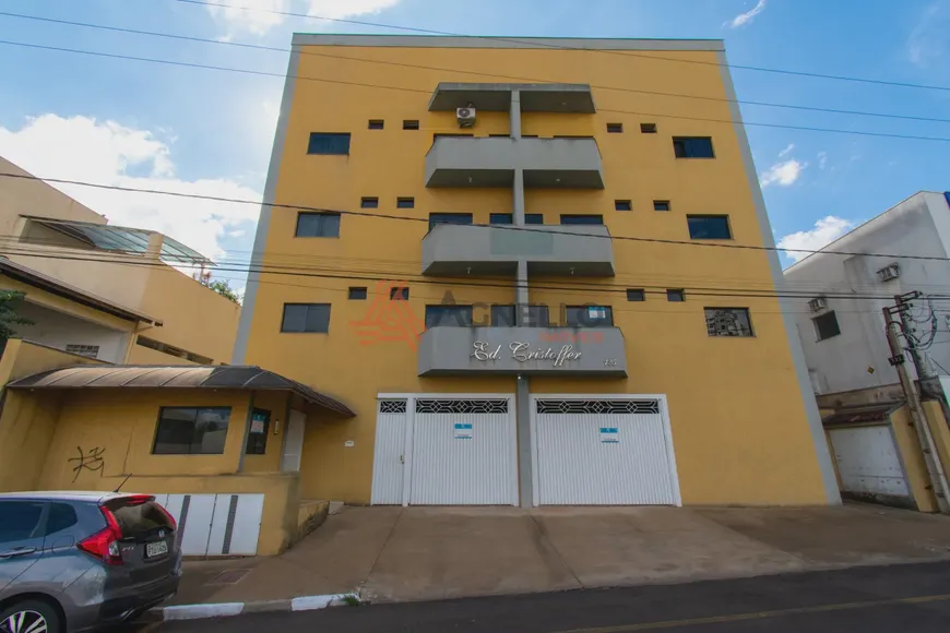 Foto 1 de Apartamento com 2 Quartos para alugar, 93m² em São José, Franca