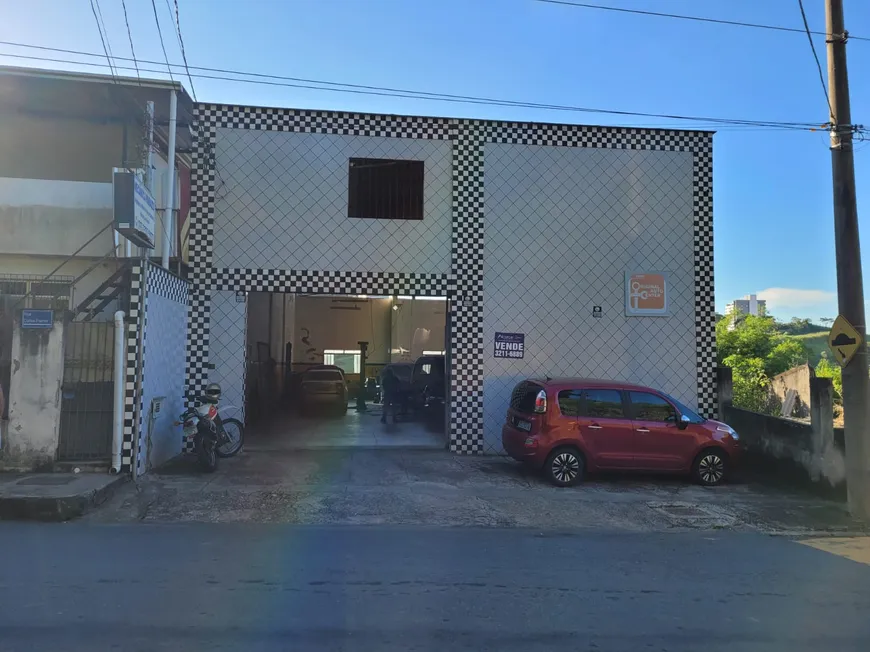 Foto 1 de Galpão/Depósito/Armazém à venda, 220m² em Vila Ozanan, Juiz de Fora