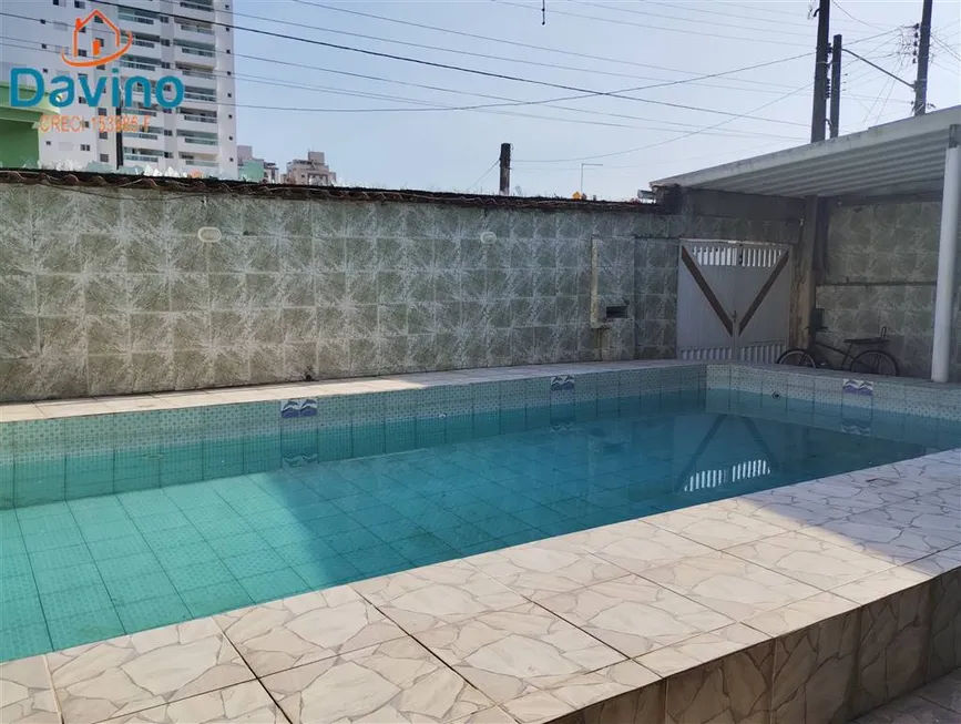 Foto 1 de Sobrado com 6 Quartos à venda, 297m² em Jardim Real, Praia Grande