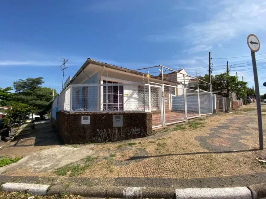 Foto 1 de Imóvel Comercial com 6 Quartos para venda ou aluguel, 226m² em Bosque, Campinas