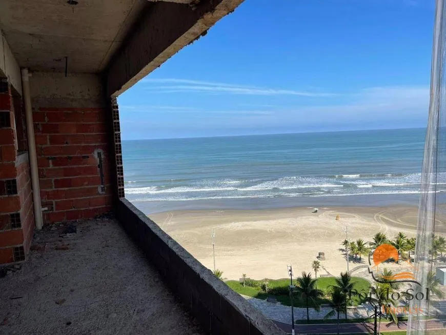 Foto 1 de Apartamento com 2 Quartos à venda, 10m² em Maracanã, Praia Grande