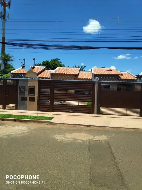 Foto 1 de Casa com 2 Quartos à venda, 68m² em Jardim Aeroporto, Campo Grande