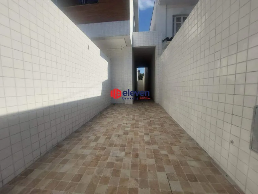 Foto 1 de Casa com 2 Quartos à venda, 76m² em Vila Belmiro, Santos