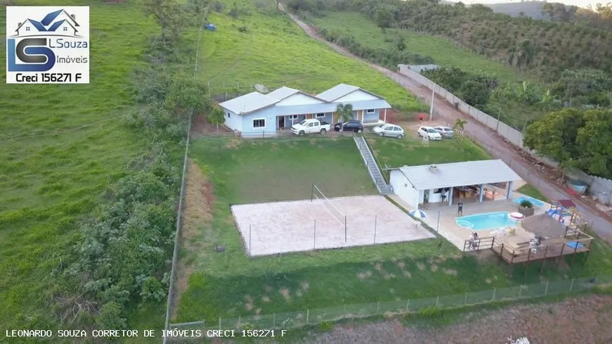 Foto 1 de Fazenda/Sítio com 4 Quartos à venda, 2000m² em Zona Rural, Socorro