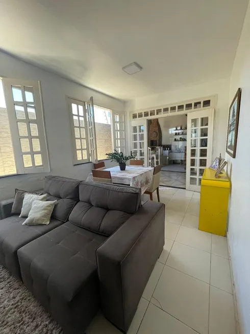 Foto 1 de Casa com 3 Quartos à venda, 200m² em Aruana, Aracaju