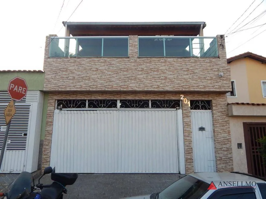 Foto 1 de Sobrado com 5 Quartos à venda, 280m² em Santa Terezinha, São Bernardo do Campo