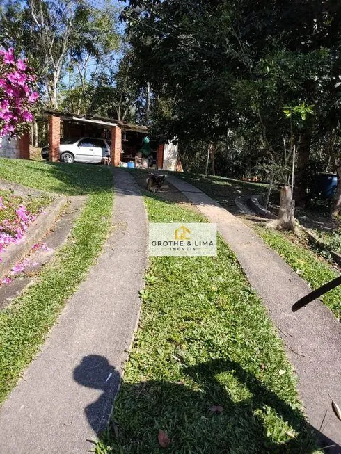 Foto 1 de Fazenda/Sítio com 3 Quartos à venda, 270m² em Zona Rural, Juquitiba