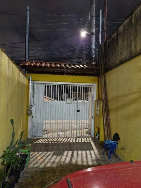 Foto 1 de Sobrado com 2 Quartos à venda, 112m² em Vila União, São Paulo