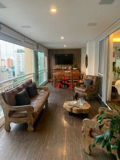 Foto 1 de Apartamento com 3 Quartos à venda, 159m² em Consolação, São Paulo