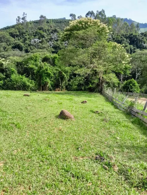 Foto 1 de Lote/Terreno com 1 Quarto à venda, 4048m² em Centro, Poço Fundo