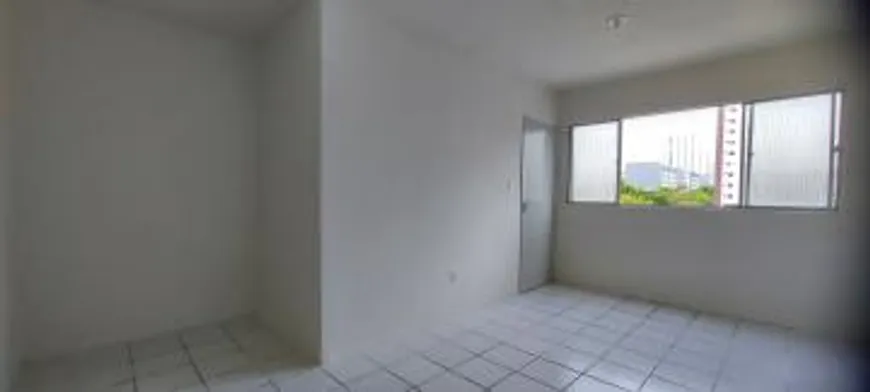 Foto 1 de Apartamento com 3 Quartos à venda, 75m² em Boa Viagem, Recife