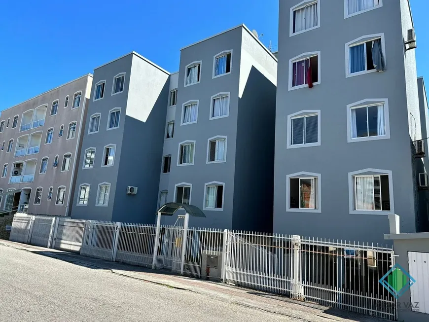 Foto 1 de Apartamento com 3 Quartos à venda, 61m² em Jardim Cidade de Florianópolis, São José