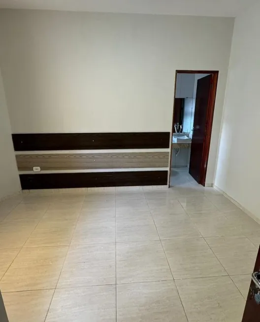 Foto 1 de Casa com 2 Quartos à venda, 90m² em Pernambués, Salvador