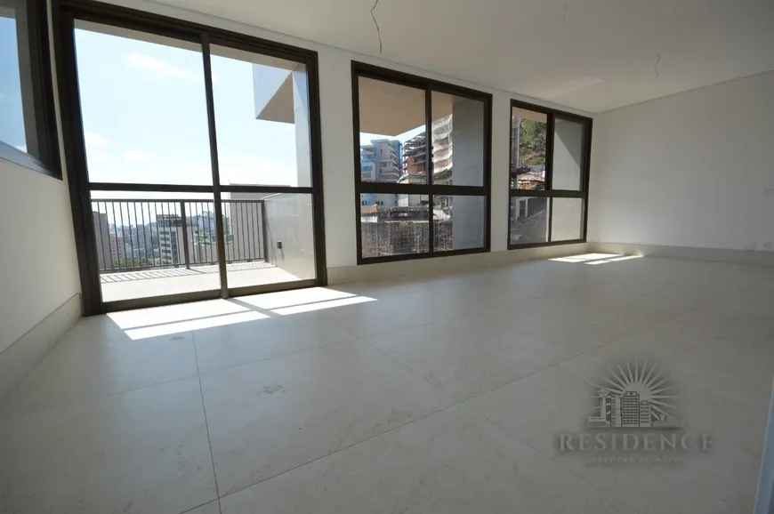 Foto 1 de Apartamento com 4 Quartos à venda, 138m² em Santa Lúcia, Belo Horizonte