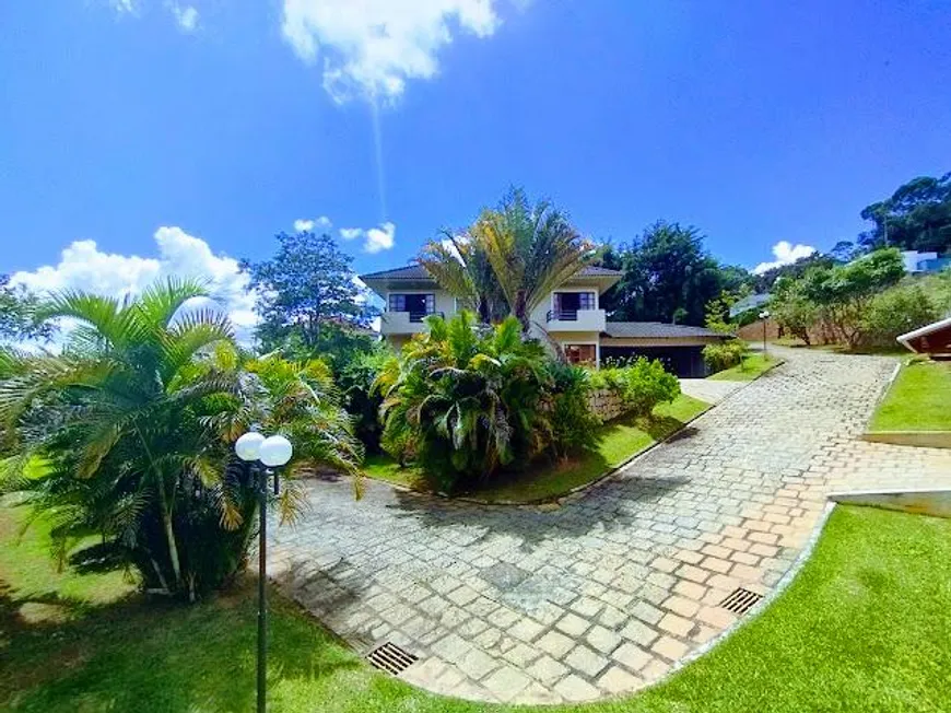 Foto 1 de Casa de Condomínio com 5 Quartos à venda, 950m² em Golfe, Teresópolis