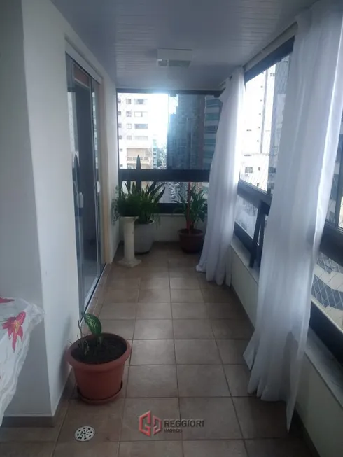 Foto 1 de Apartamento com 3 Quartos à venda, 180m² em Centro, Balneário Camboriú