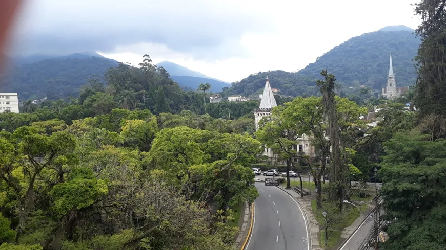 Foto 1 de Apartamento com 3 Quartos à venda, 156m² em Centro, Petrópolis