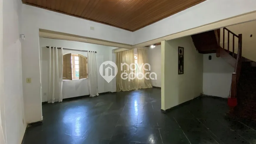 Foto 1 de Casa com 6 Quartos à venda, 360m² em Méier, Rio de Janeiro