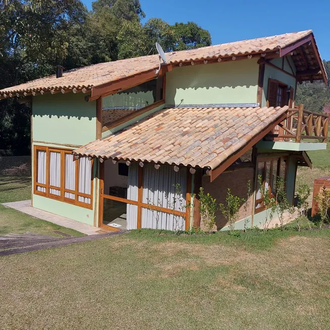 Foto 1 de Casa de Condomínio com 4 Quartos à venda, 325m² em Centro, Santo Antônio do Pinhal