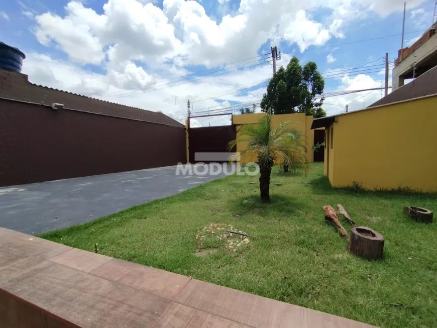 Foto 1 de Casa com 3 Quartos à venda, 100m² em Santa Mônica, Uberlândia