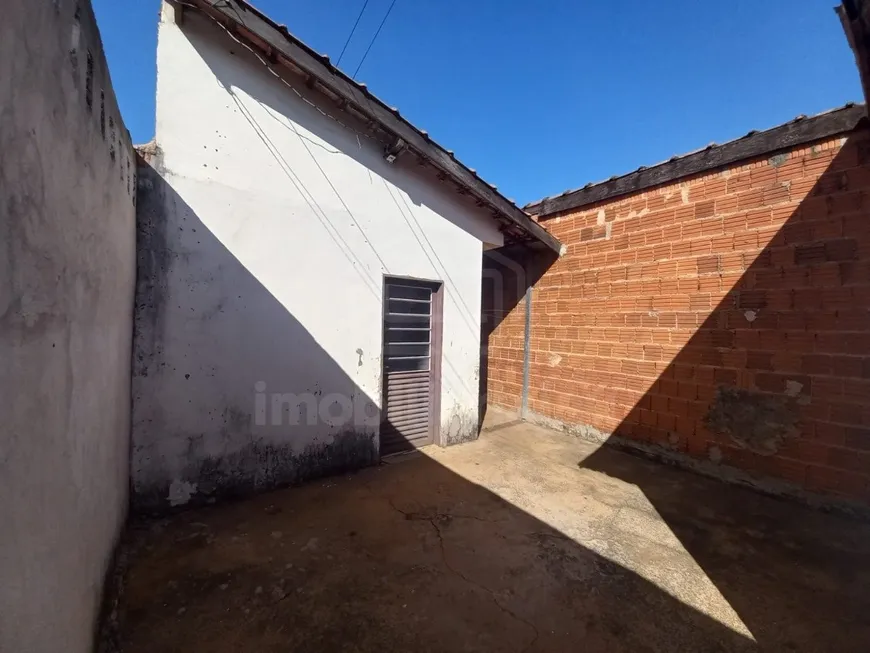 Foto 1 de Casa com 6 Quartos à venda, 250m² em Distrito de Potunduva Potunduva, Jaú