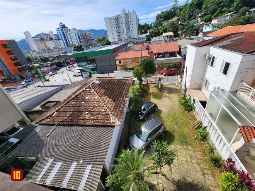 Foto 1 de Lote/Terreno à venda, 801m² em Agronômica, Florianópolis